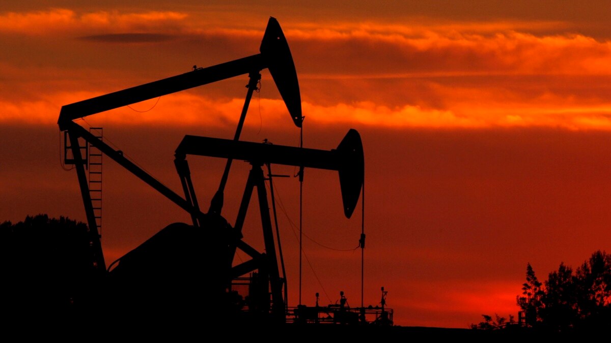 Нефтегазовые компании стремительно богатеют из-за роста цен на топливо  platform